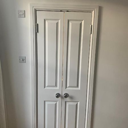 Beautiful One Bedroom Flat In The Heart Of Notting Hill Gate London Bagian luar foto