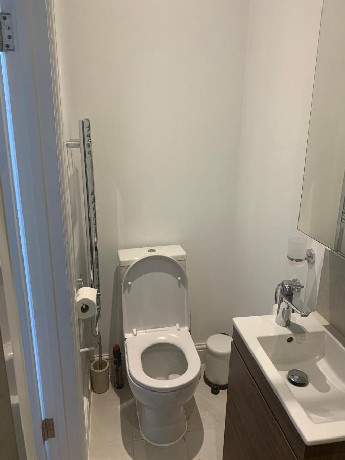 Beautiful One Bedroom Flat In The Heart Of Notting Hill Gate London Bagian luar foto