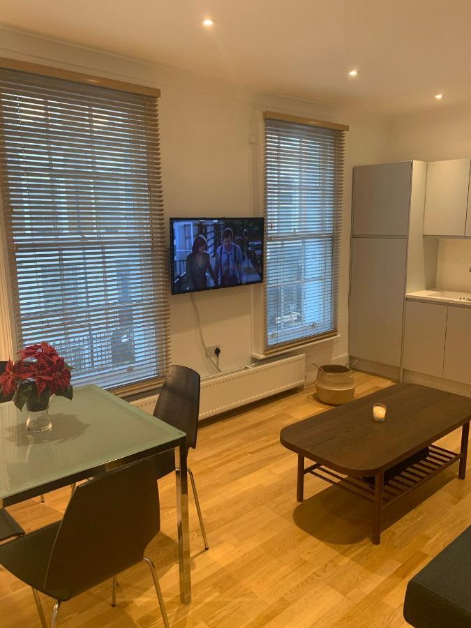 Beautiful One Bedroom Flat In The Heart Of Notting Hill Gate London Bagian luar foto