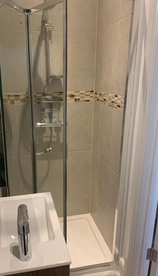 Beautiful One Bedroom Flat In The Heart Of Notting Hill Gate London Bagian luar foto