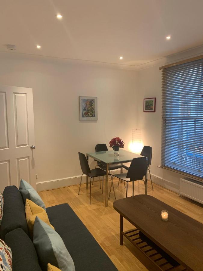 Beautiful One Bedroom Flat In The Heart Of Notting Hill Gate London Bagian luar foto